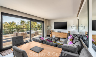 Move-in ready, modern penthouse in a lakeside complex with panoramic views for sale in Nueva Andalucia, Marbella 781588 