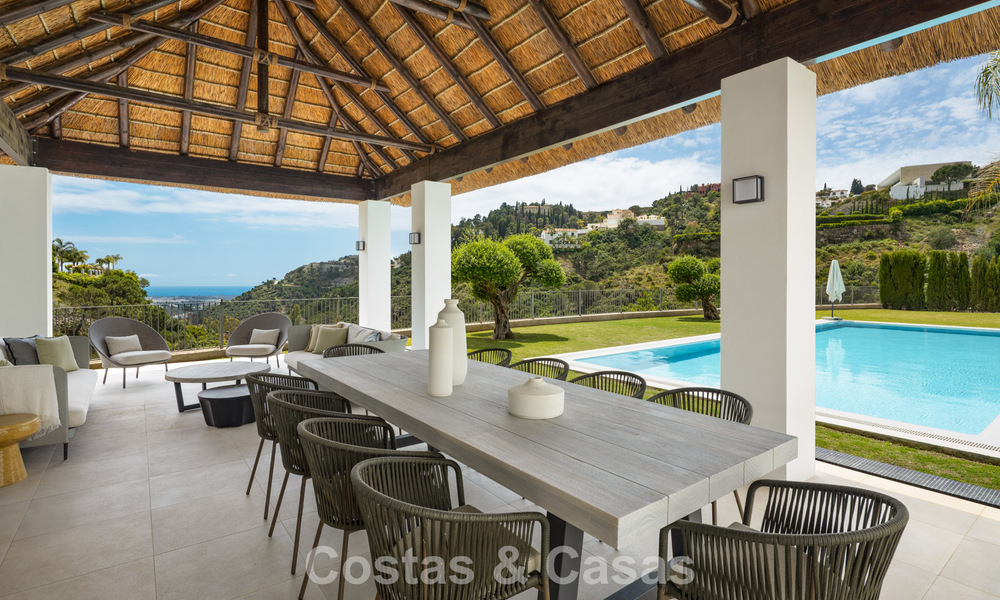 Exclusive luxury villa with an Andalusian style for sale in El Madroñal in Marbella - Benahavis 781621