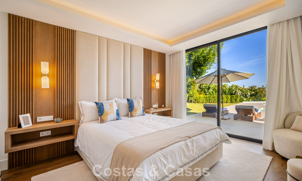 Move-in ready, state-of-the-art luxury villa for sale frontline golf in Nueva Andalucia’s Golf Valley, Marbella 781648