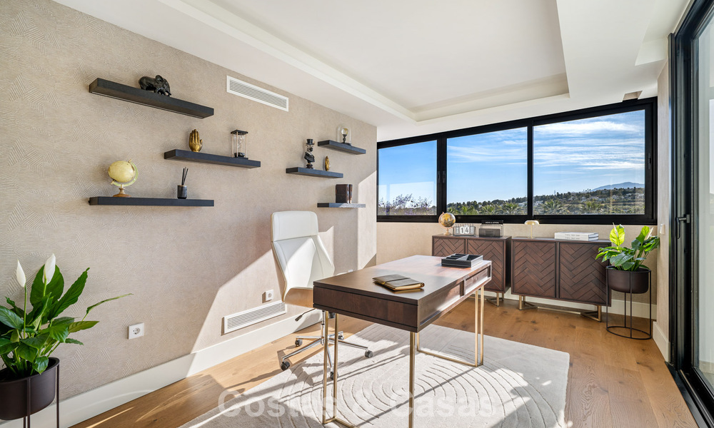 Move-in ready, state-of-the-art luxury villa for sale frontline golf in Nueva Andalucia’s Golf Valley, Marbella 781651