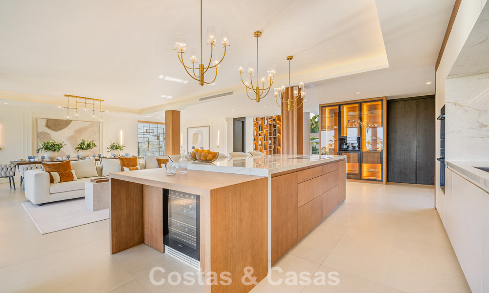 Move-in ready, state-of-the-art luxury villa for sale frontline golf in Nueva Andalucia’s Golf Valley, Marbella 781675