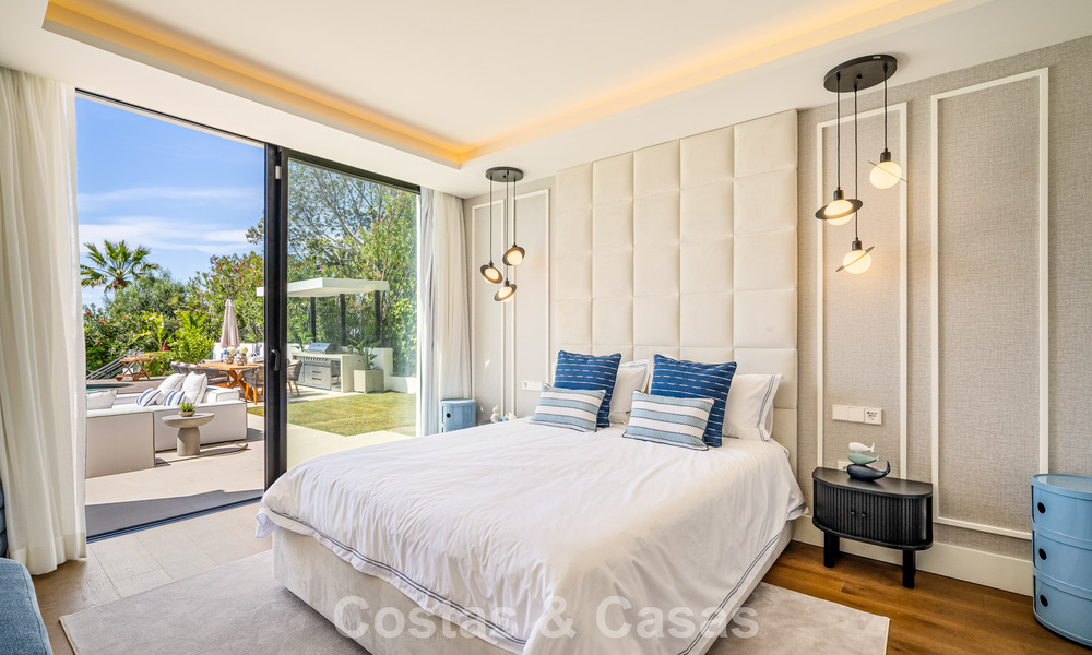 Move-in ready, state-of-the-art luxury villa for sale frontline golf in Nueva Andalucia’s Golf Valley, Marbella 781698