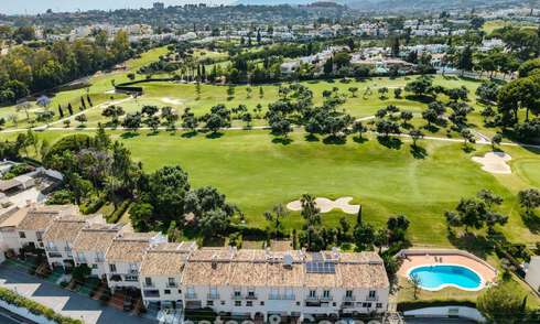 Beautifully renovated townhouse for sale frontline Aloha Golf in Nueva Andalucia, Marbella 781716
