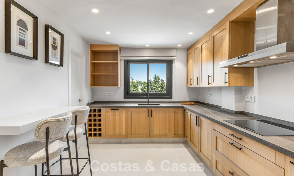 Beautifully renovated townhouse for sale frontline Aloha Golf in Nueva Andalucia, Marbella 781724