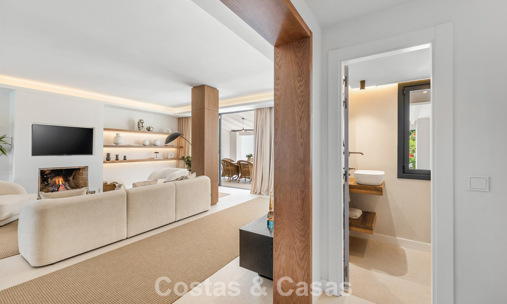Beautifully renovated townhouse for sale frontline Aloha Golf in Nueva Andalucia, Marbella 781740