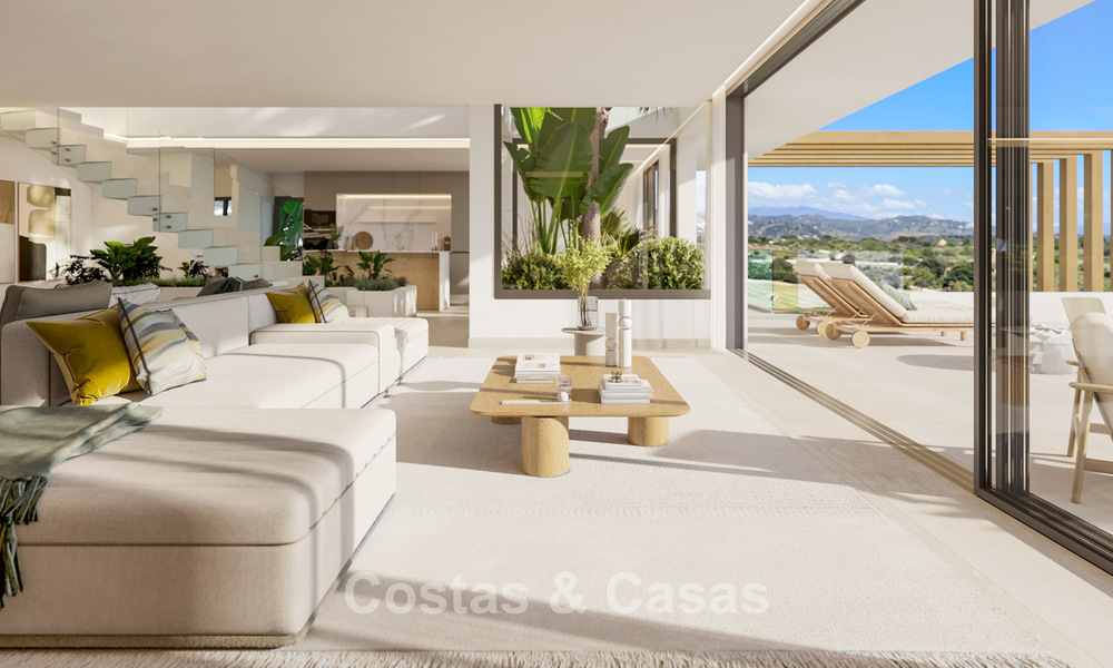New to the market! High-tech designer villas for sale in a sought-after golf setting near the centre of Estepona 781761
