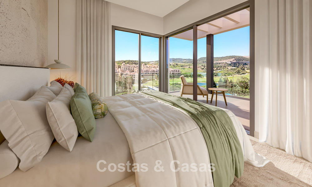 New to the market! High-tech designer villas for sale in a sought-after golf setting near the centre of Estepona 781770