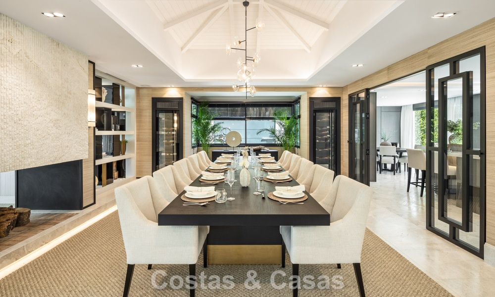 Magnificent frontline golf villa for sale in the heart of Nueva Andalucia, Marbella 781784