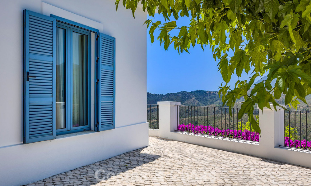 Gorgeous Mediterranean villa with breathtaking sea views for sale in Benahavis - Marbella 781807
