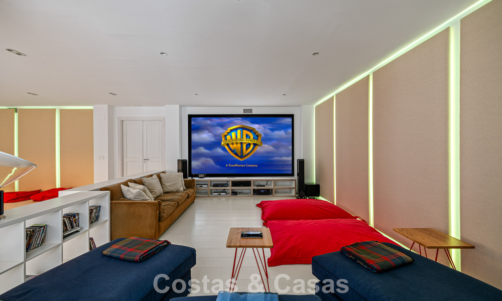 Gorgeous Mediterranean villa with breathtaking sea views for sale in Benahavis - Marbella 781818
