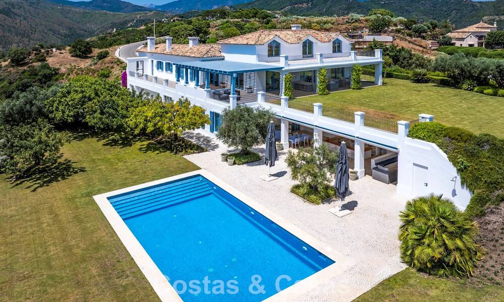 Gorgeous Mediterranean villa with breathtaking sea views for sale in Benahavis - Marbella 781832