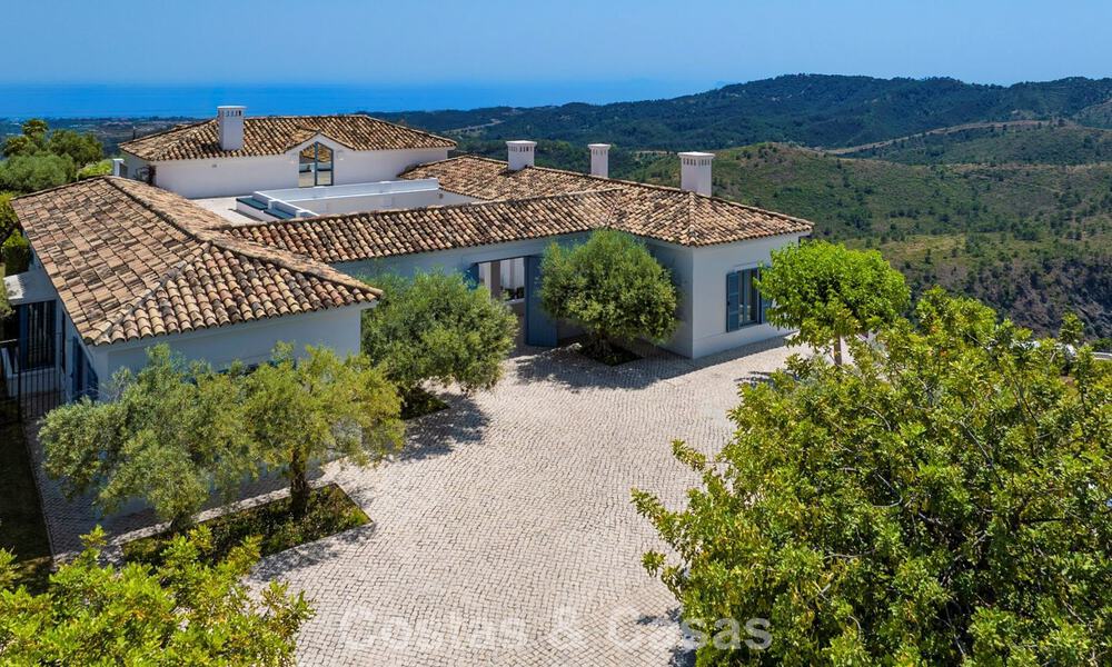 Gorgeous Mediterranean villa with breathtaking sea views for sale in Benahavis - Marbella 781833