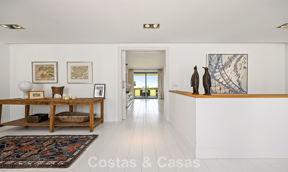 Gorgeous Mediterranean villa with breathtaking sea views for sale in Benahavis - Marbella 781839