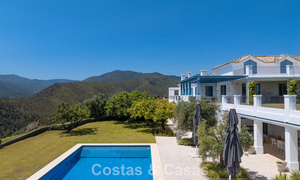 Gorgeous Mediterranean villa with breathtaking sea views for sale in Benahavis - Marbella 781854