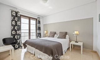 Move-in ready, spacious 3-bedroom apartment for sale with golf and sea views in Benahavis - Marbella 781899 