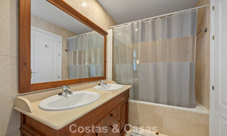 Move-in ready, spacious 3-bedroom apartment for sale with golf and sea views in Benahavis - Marbella 781903 