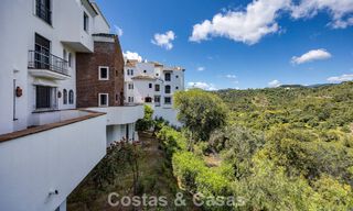 Move-in ready, spacious 3-bedroom apartment for sale with golf and sea views in Benahavis - Marbella 781906 