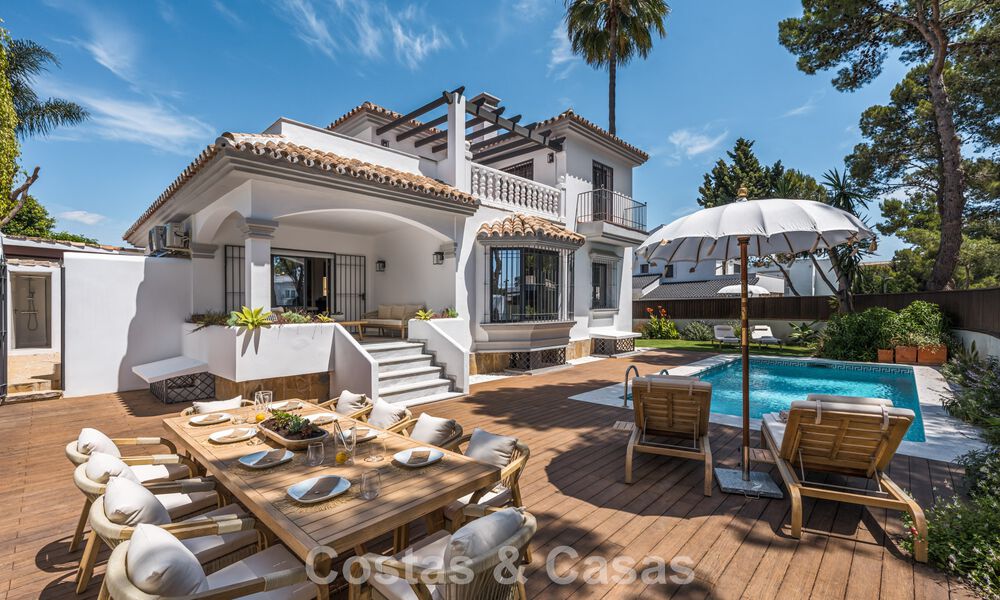 Stylish southern family home for sale in Nueva Andalucia’s Golf Valley, Marbella 781863