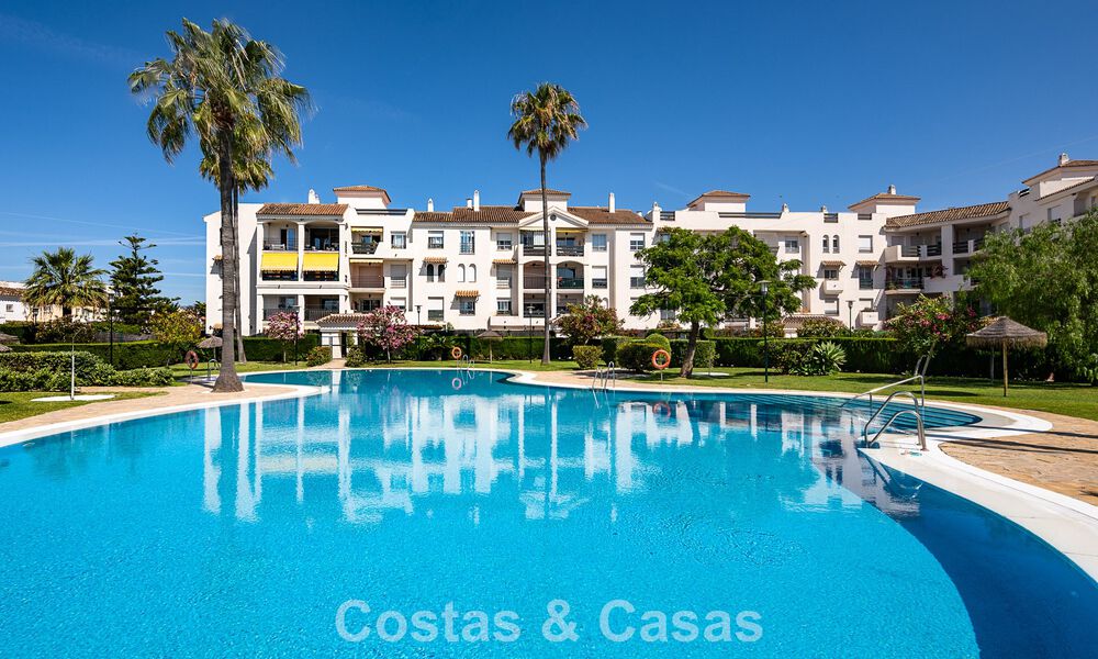Spacious 3-bedroom apartment for sale, walking distance to the beach and the centre of San Pedro, Marbella 781934