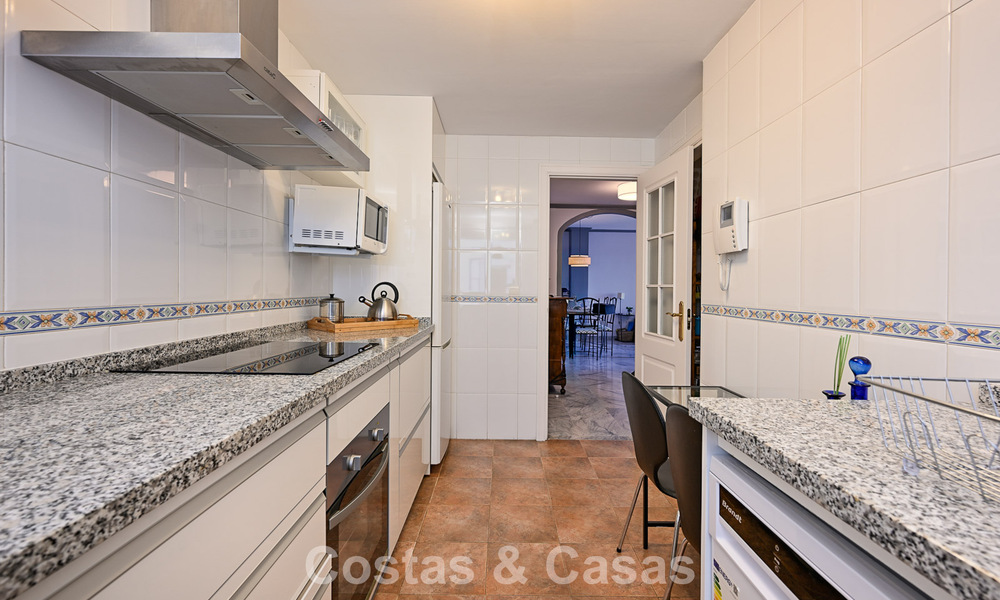 Spacious 3-bedroom apartment for sale, walking distance to the beach and the centre of San Pedro, Marbella 781943