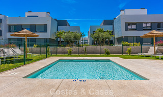Move-in ready, contemporary apartment for sale on the New Golden Mile between Marbella and Estepona 781953 