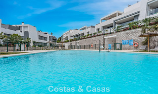 Move-in ready, contemporary apartment for sale on the New Golden Mile between Marbella and Estepona 781957 