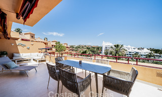 Ready to move in apartment with sea views for sale in a frontline beach complex within walking distance of Estepona centre 782375 