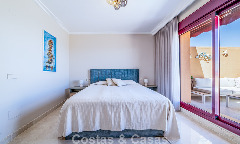 Ready to move in apartment with sea views for sale in a frontline beach complex within walking distance of Estepona centre 782380