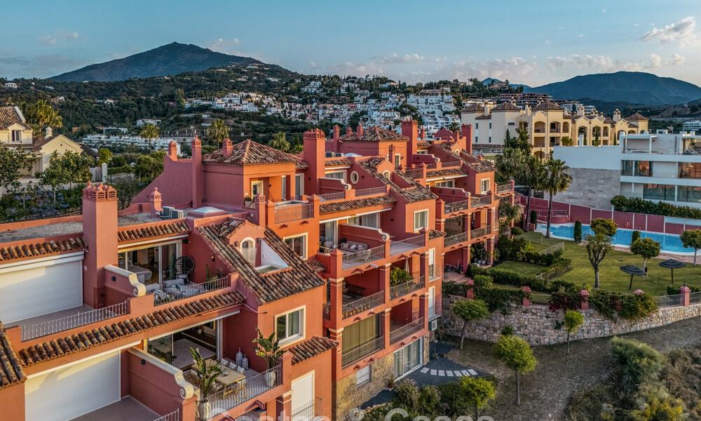Move-in ready duplex penthouse, modern renovated, with stunning sea views for sale in Marbella - Benahavis 782392