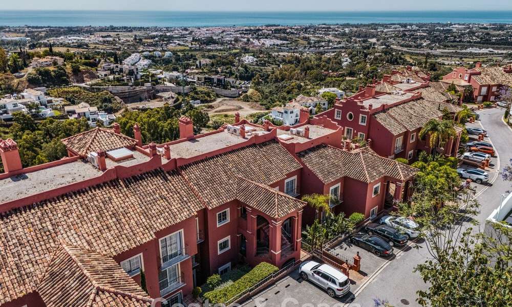 Move-in ready duplex penthouse, modern renovated, with stunning sea views for sale in Marbella - Benahavis 782417