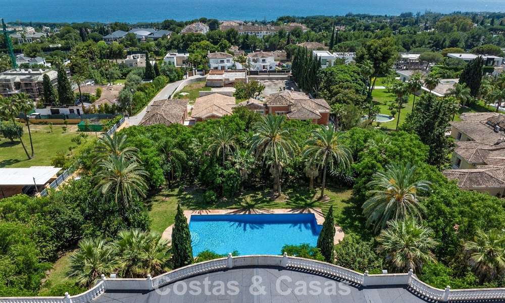 Unique, stately residence for sale in the heart of Marbella’s prestigious Golden Mile 782426