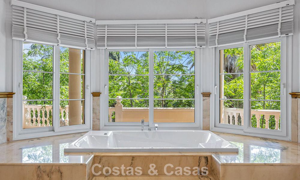 Unique, stately residence for sale in the heart of Marbella’s prestigious Golden Mile 782434