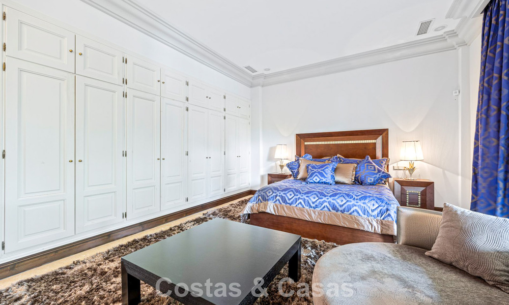 Unique, stately residence for sale in the heart of Marbella’s prestigious Golden Mile 782439