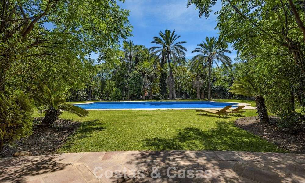 Unique, stately residence for sale in the heart of Marbella’s prestigious Golden Mile 782447
