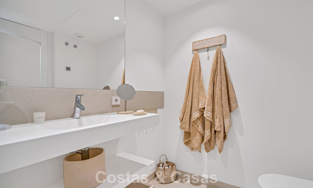 Move-in ready apartment with mountain and sea views for sale in a progressive lifestyle complex in Fuengirola, Costa del Sol 782095
