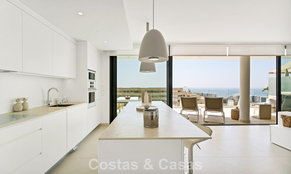 Move-in ready apartment with mountain and sea views for sale in a progressive lifestyle complex in Fuengirola, Costa del Sol 782108