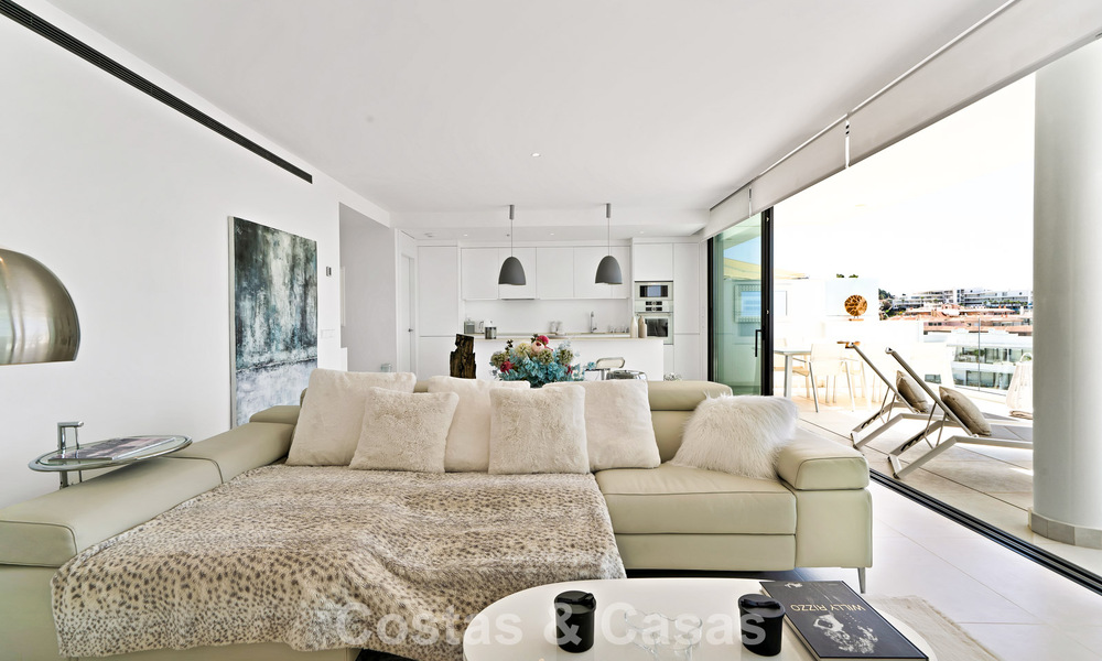 Move-in ready apartment with mountain and sea views for sale in a progressive lifestyle complex in Fuengirola, Costa del Sol 782111