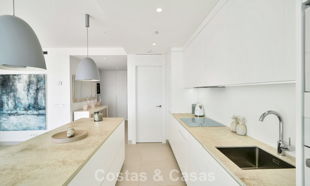 Move-in ready apartment with mountain and sea views for sale in a progressive lifestyle complex in Fuengirola, Costa del Sol 782116