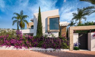 New build villas for sale within walking distance of a fantastic clubhouse on the New Golden Mile between Marbella and Estepona 781980 