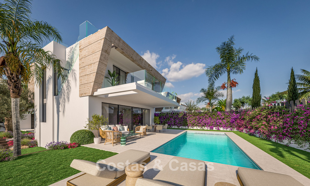New build villas for sale within walking distance of a fantastic clubhouse on the New Golden Mile between Marbella and Estepona 781987
