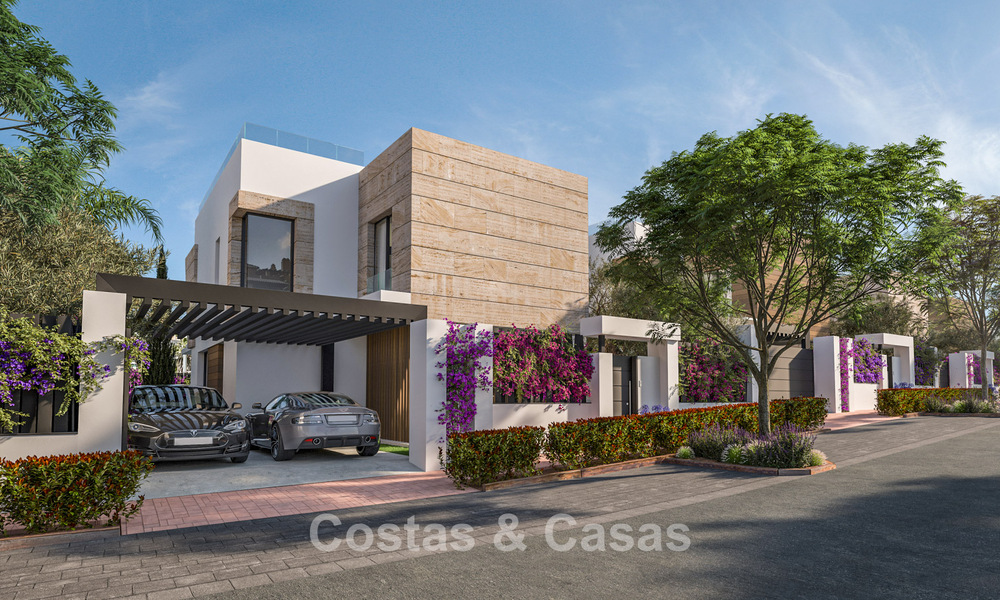 New build villas for sale within walking distance of a fantastic clubhouse on the New Golden Mile between Marbella and Estepona 781988