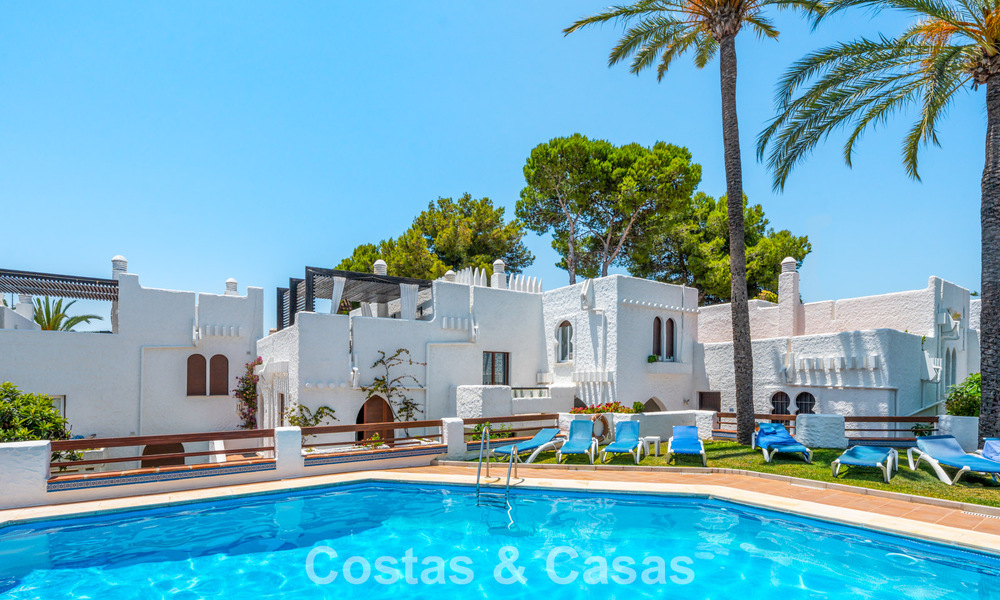 Move-in ready duplex penthouse for sale in a gated complex in Rio Verde - Nueva Andalucia, Marbella 782216