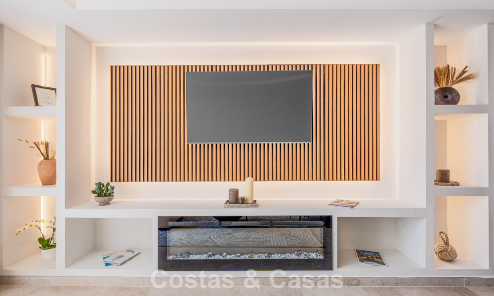 Move-in ready duplex penthouse for sale in a gated complex in Rio Verde - Nueva Andalucia, Marbella 782226