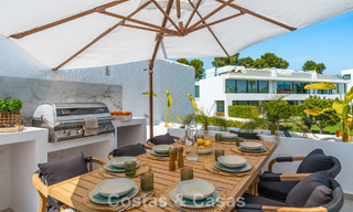 Move-in ready duplex penthouse for sale in a gated complex in Rio Verde - Nueva Andalucia, Marbella 782231 