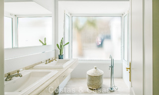 Move-in ready Mediterranean family villa for sale in a gated golf resort on the New Golden Mile between Marbella and Estepona 782170 
