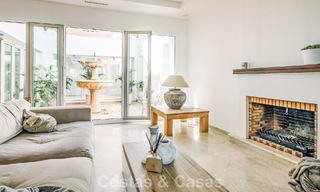 Move-in ready Mediterranean family villa for sale in a gated golf resort on the New Golden Mile between Marbella and Estepona 782184 