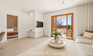 Ready to move in, modern renovated 3-bedroom apartment in a frontline golf complex in Nueva Andalucia, Marbella 782267 
