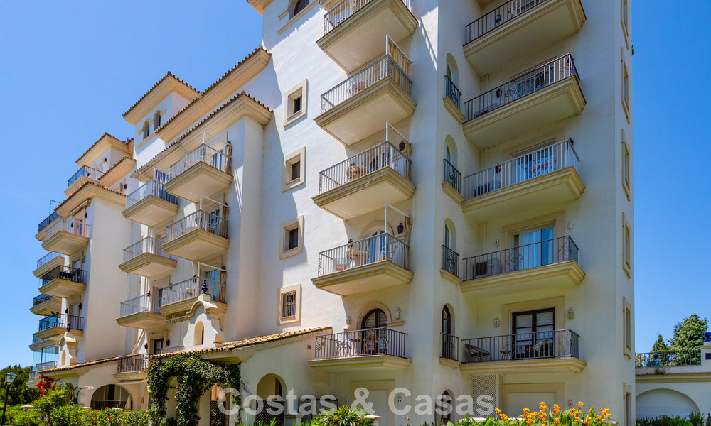 Duplex penthouse with sea views for sale in a gated, frontline beach complex in Puerto Banus, Marbella 782237