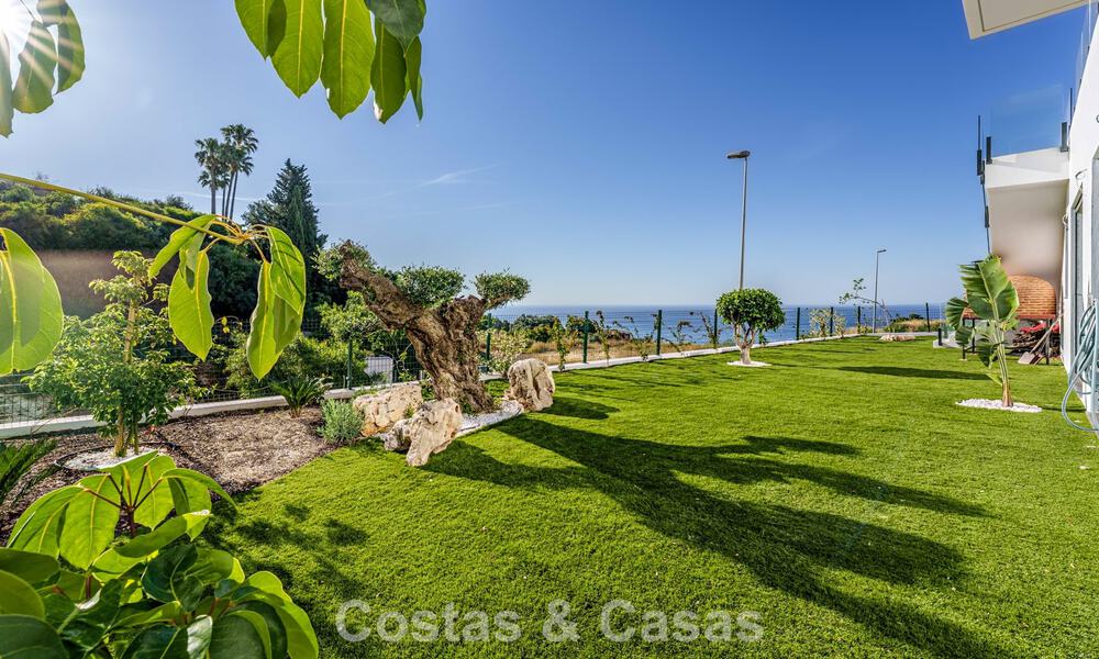 Move-in ready, modern luxury villa with panoramic sea views for sale in a quiet residential area in Benalmadena, Costa del Sol 782323