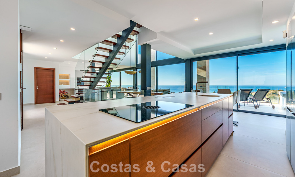Move-in ready, modern luxury villa with panoramic sea views for sale in a quiet residential area in Benalmadena, Costa del Sol 782332